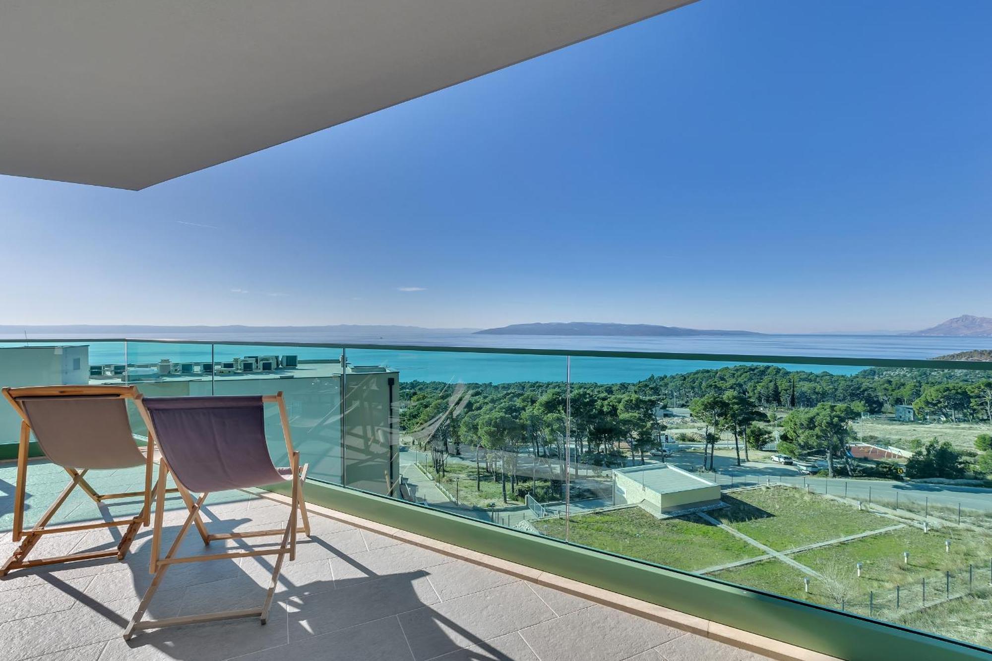 Exclusive Penthouse Big Blue With Private Jacuzzi Apartment Makarska Bagian luar foto
